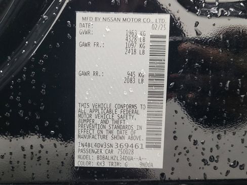 Used 2025 Nissan Altima 2.5 SV FWD image 33
