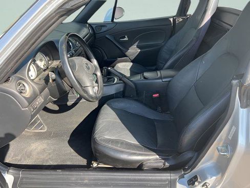 Used 2003 MAZDA MX-5 Miata image 11