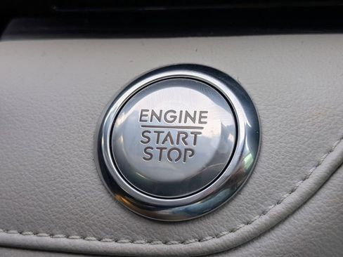 Certified 2024 Lincoln Nautilus Reserve image 27