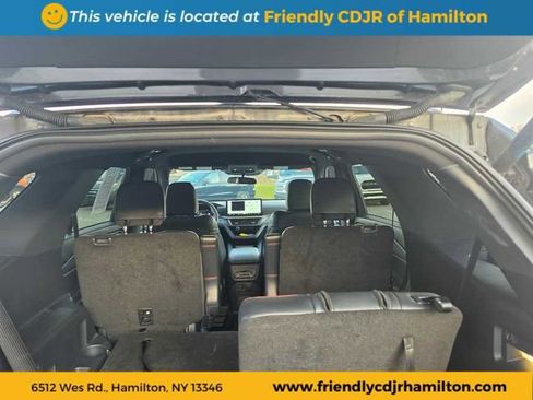 Used 2025 Ford Explorer ST-Line AWD/4WD image 9