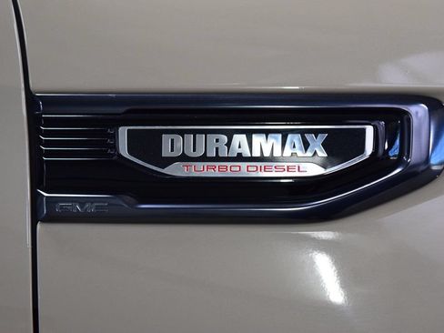 Used 2023 GMC Sierra 1500 AT4 w/ AT4 Premium Package AWD/4WD image 15