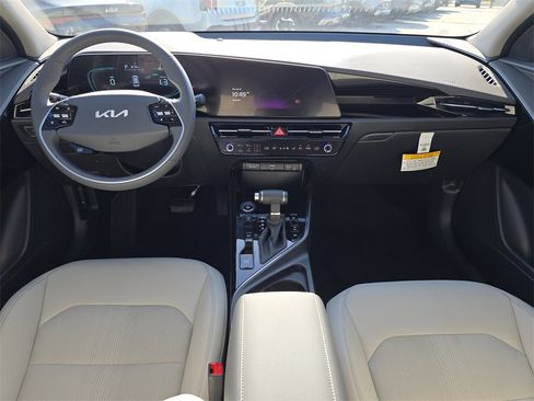 New 2026 Kia Niro EX image 13