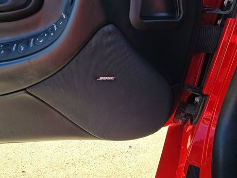 Used 2000 Chevrolet Corvette Convertible w/ Memory Pkg image 30