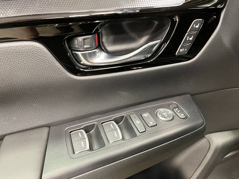 Used 2026 Honda CR-V EX-L image 17