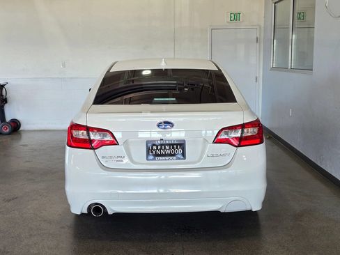Used 2016 Subaru Legacy 2.5i Premium AWD/4WD image 5