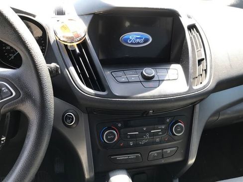 Used 2019 Ford Escape SE FWD image 5