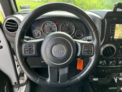 Used 2015 Jeep Wrangler Unlimited Sport w/ Quick Order Package 24S AWD/4WD image 17
