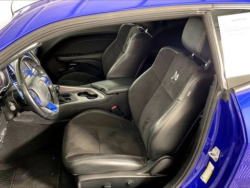 Used 2020 Dodge Challenger R/T Scat Pack w/ Plus Package RWD image 31
