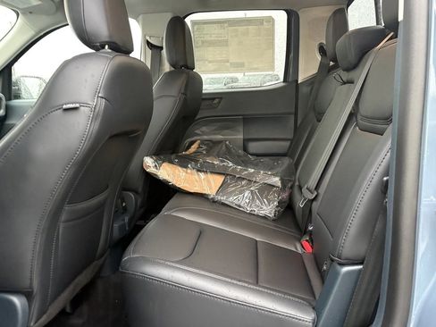 New 2026 Ford Maverick Lariat w/ Black Appearance Package image 36