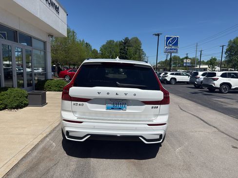 Used 2023 Volvo XC60 B5 Plus w/ Protection Package Premier image 4