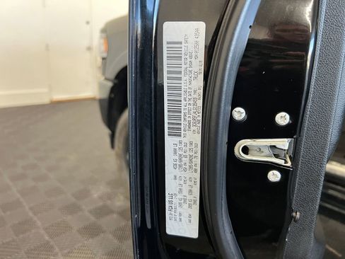 Used 2020 RAM 2500 Laramie w/ Night Edition image 15