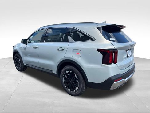 New 2026 Kia Sorento S w/ S Panoramic Sunroof Package FWD image 3