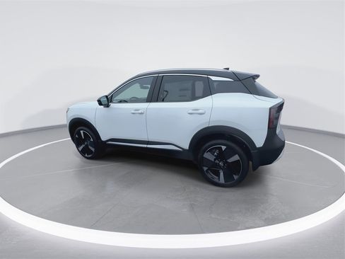 New 2025 Nissan Kicks SR image 6