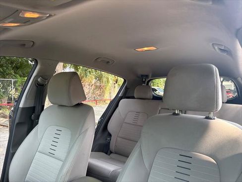 Used 2018 Kia Sportage LX w/ LX Popular Package FWD image 18