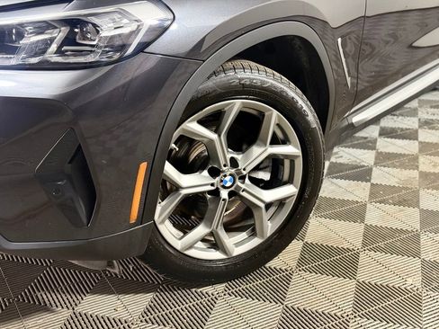 Used 2022 BMW X4 xDrive30i AWD/4WD image 2