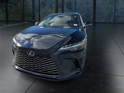 Used 2023 Lexus RX 350 Premium image 3