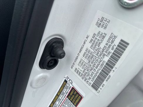 Used 2017 Honda CR-V Touring image 17