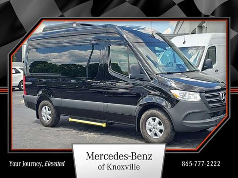 Used 2025 Mercedes-Benz Sprinter 2500 image 1