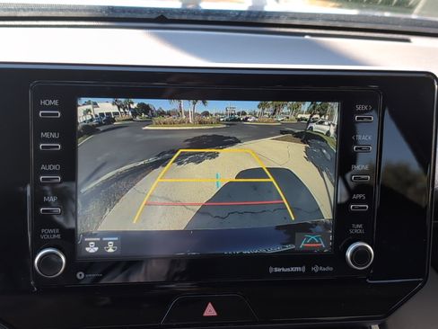 Certified 2022 Toyota Venza LE image 25