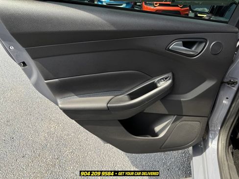Used 2016 Ford Focus RS AWD/4WD image 29