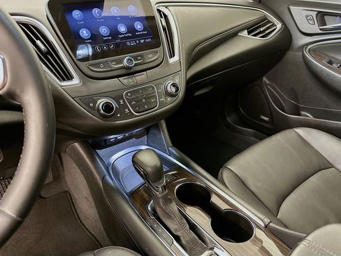 Used 2024 Chevrolet Malibu LT image 26