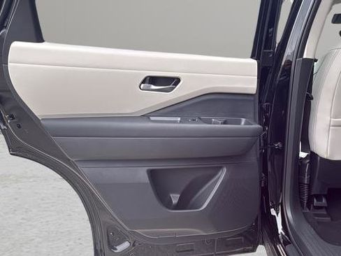 New 2026 Nissan Pathfinder SL AWD/4WD image 20
