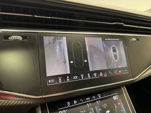 Used 2025 Audi SQ7 Prestige image 34