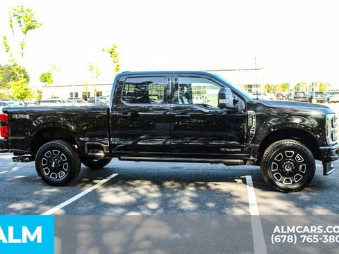 Used 2025 Ford F250 Platinum AWD/4WD image 8
