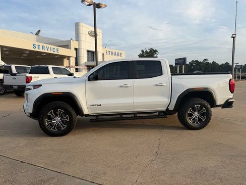 Used 2024 GMC Canyon AT4 w/ Canyon Safety Plus Package AWD/4WD image 2