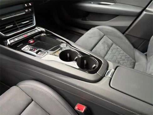Used 2022 Audi e-tron GT Premium Plus w/ Performance Package image 17