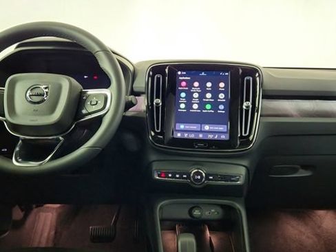 Certified 2023 Volvo C40 P8 Recharge Ultimate AWD/4WD image 26