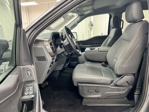 Used 2025 Ford F150 XLT w/ Equipment Group 301A Standard AWD/4WD image 19