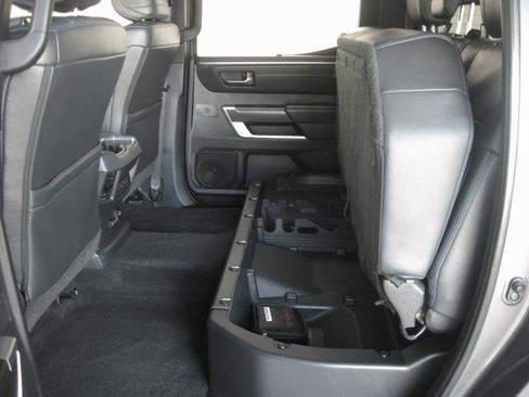 Used 2022 Toyota Tundra Platinum image 21