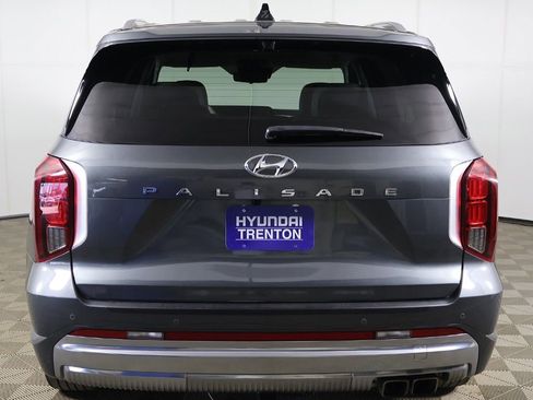 Used 2023 Hyundai Palisade Calligraphy FWD image 19