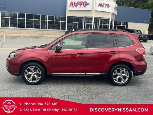 Used 2017 Subaru Forester 2.5i Touring image 4