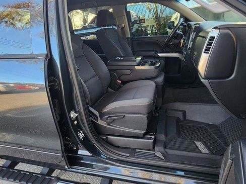 Used 2017 Chevrolet Silverado 1500 LT w/ High Desert Package RWD image 25
