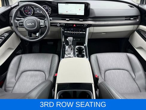 Used 2024 Kia Carnival EX FWD image 26