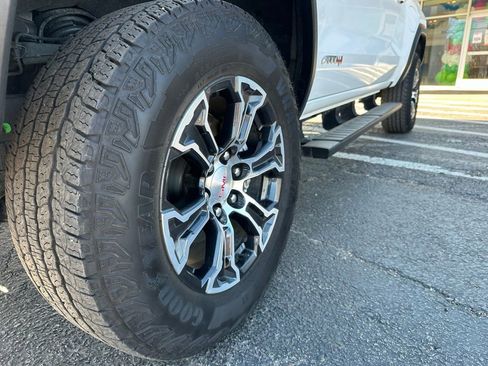 Certified 2024 GMC Canyon AT4 w/ Technology Package image 9