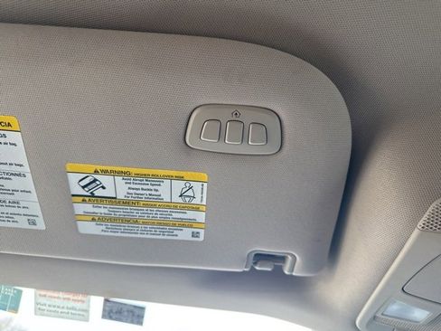 Used 2024 Ford Expedition XLT image 40