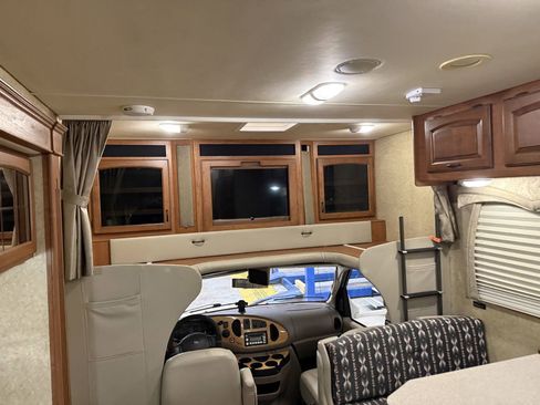 Used 2007 Ford E-450 and Econoline 450 image 44