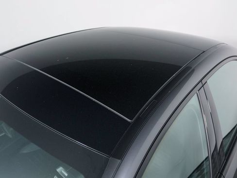 Used 2023 Mercedes-Benz C 300 4MATIC Sedan image 15