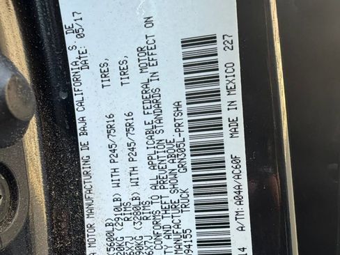 Used 2017 Toyota Tacoma SR5 w/ Tow Package AWD/4WD image 26