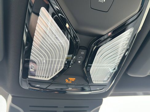 New 2026 BMW X5 sDrive40i w/ M Sport Package image 28