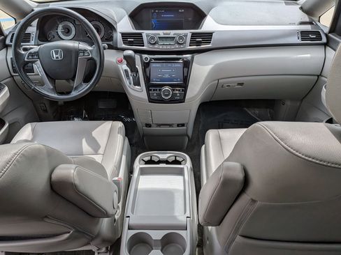 Used 2014 Honda Odyssey EX-L image 24