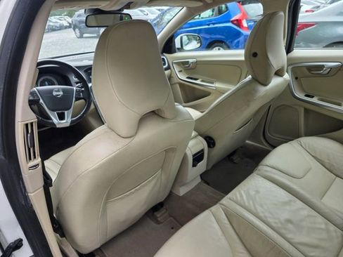 Used 2012 Volvo S60 T5 FWD image 20