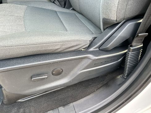 Used 2023 Ford F150 XLT image 12