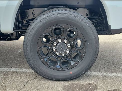 New 2026 Ford F250 Lariat w/ Black Appearance Package AWD/4WD image 5