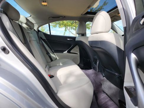Used 2012 Lexus IS 250 image 11