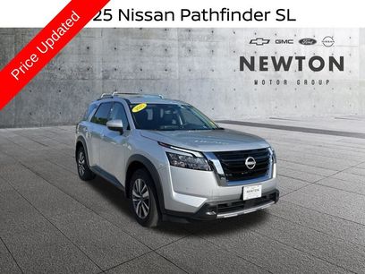 Used 2025 Nissan Pathfinder SL