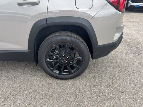 Used 2027 GMC Terrain Elevation w/ Elevation Premium Package FWD image 10